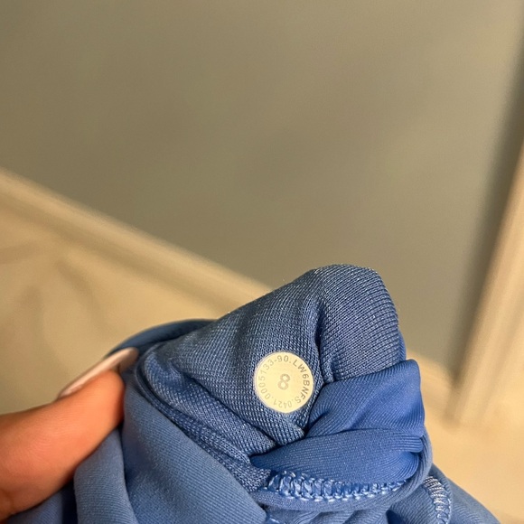 Blue Nile lululemon leggingss wunder under size 8 - Picture 2 of 2